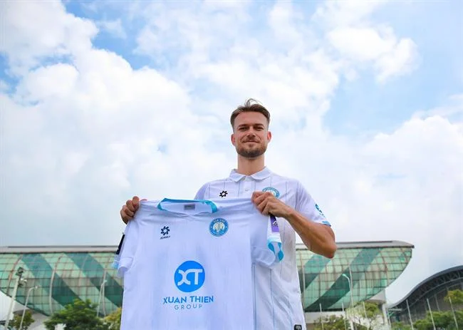 Hình ảnh minh họa người dùng đọc và đồng ý các điều khoản dịch vụ của 7clubs web.