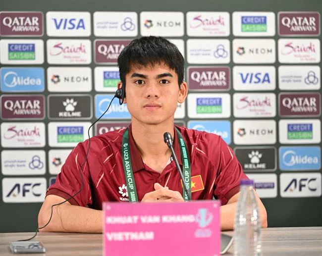 Biểu tượng bảo mật và tuân thủ quy định, thể hiện sự an toàn và công bằng của 7clubs web.